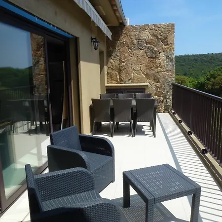 Apartment With 2 In Porto-vecchio, With Pool Access, Terrace And *